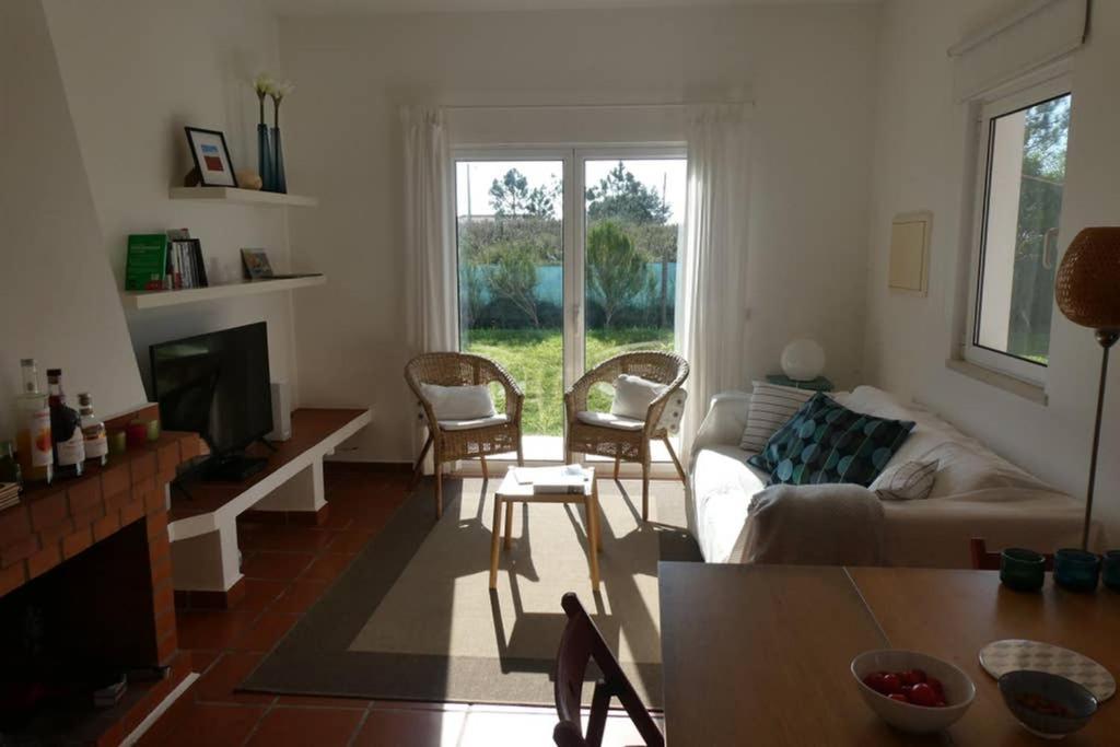 Casa Colina, Walking Distance To Arrifana Aljezur